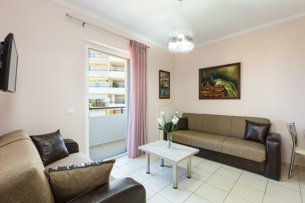 Cozy Guest House 罗希姆诺 外观 照片