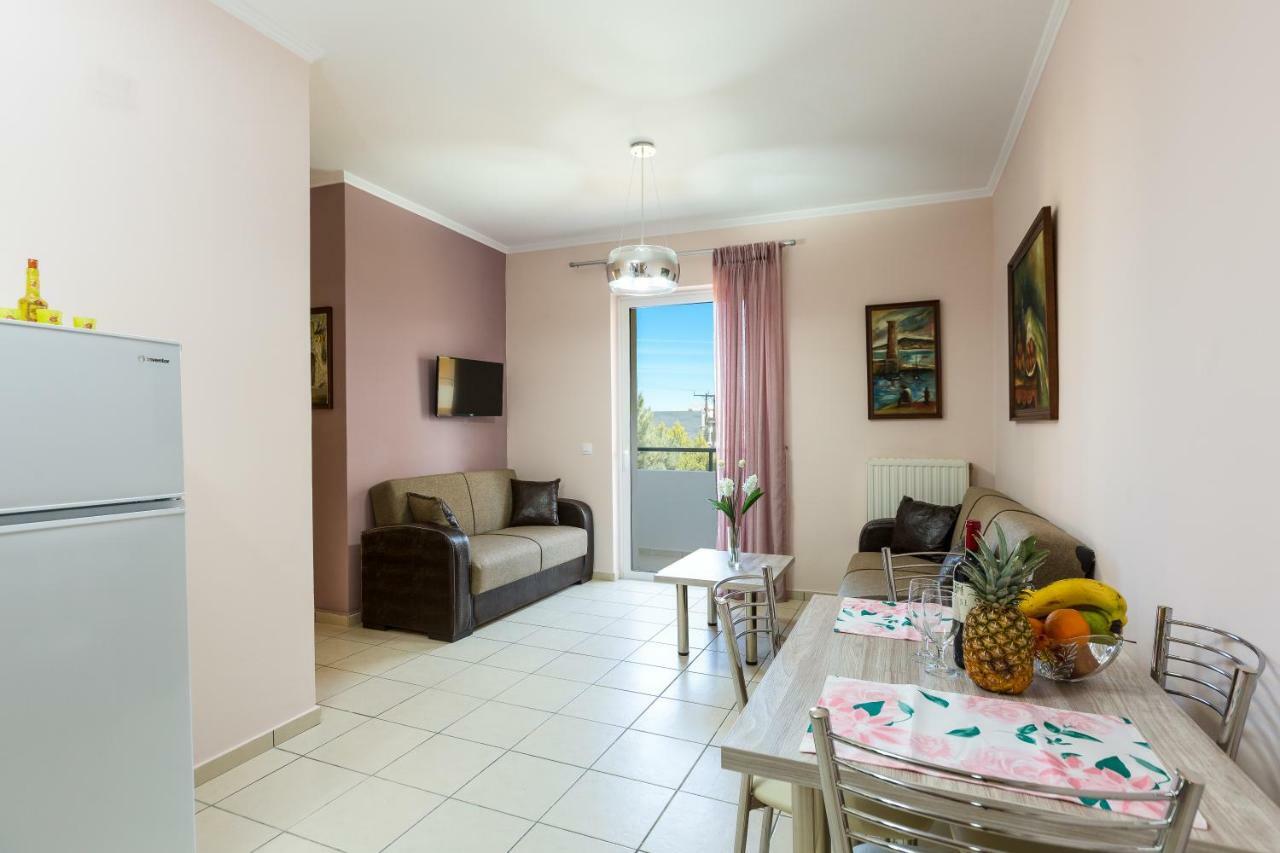 Cozy Guest House 罗希姆诺 外观 照片